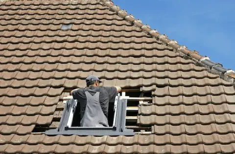 Pose de velux - Dampierre-sous-Brou